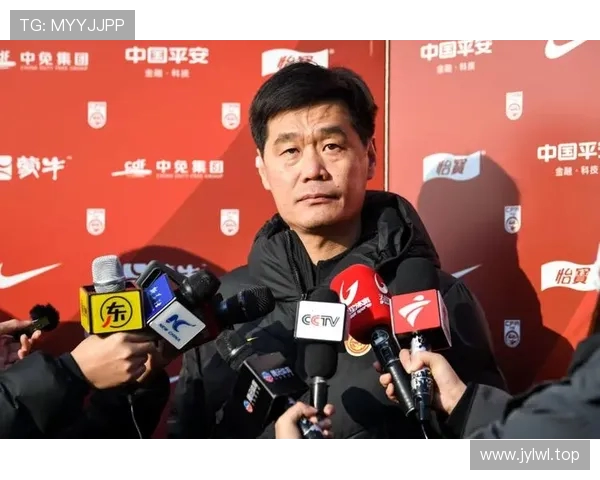 李霄鹏为球员冲动致歉称未能带队赢球自己也难辞其咎